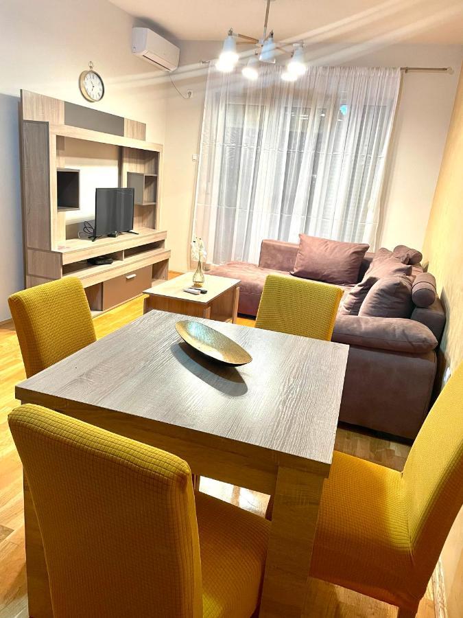 Naki Apartmani Podgorica Esterno foto