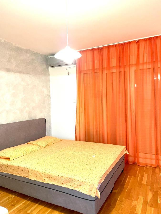 Naki Apartmani Podgorica Esterno foto